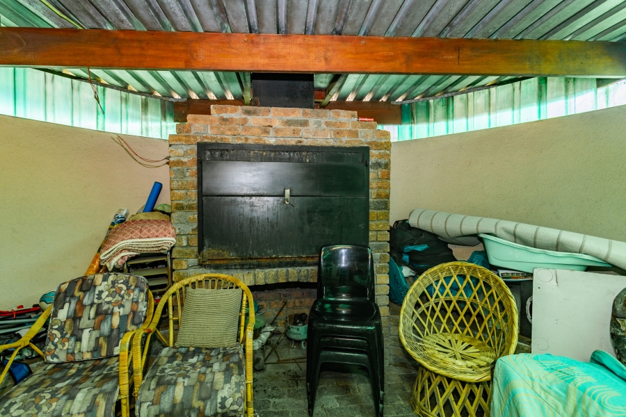 3 Bedroom Property for Sale in Summerville Western Cape